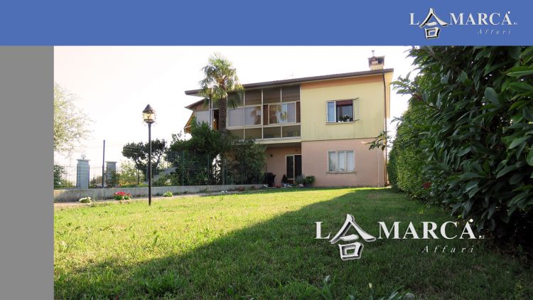 APPARTAMENTO INDIPENDENTE AL PIANO TERRA CON GIARDINO A FONTE.